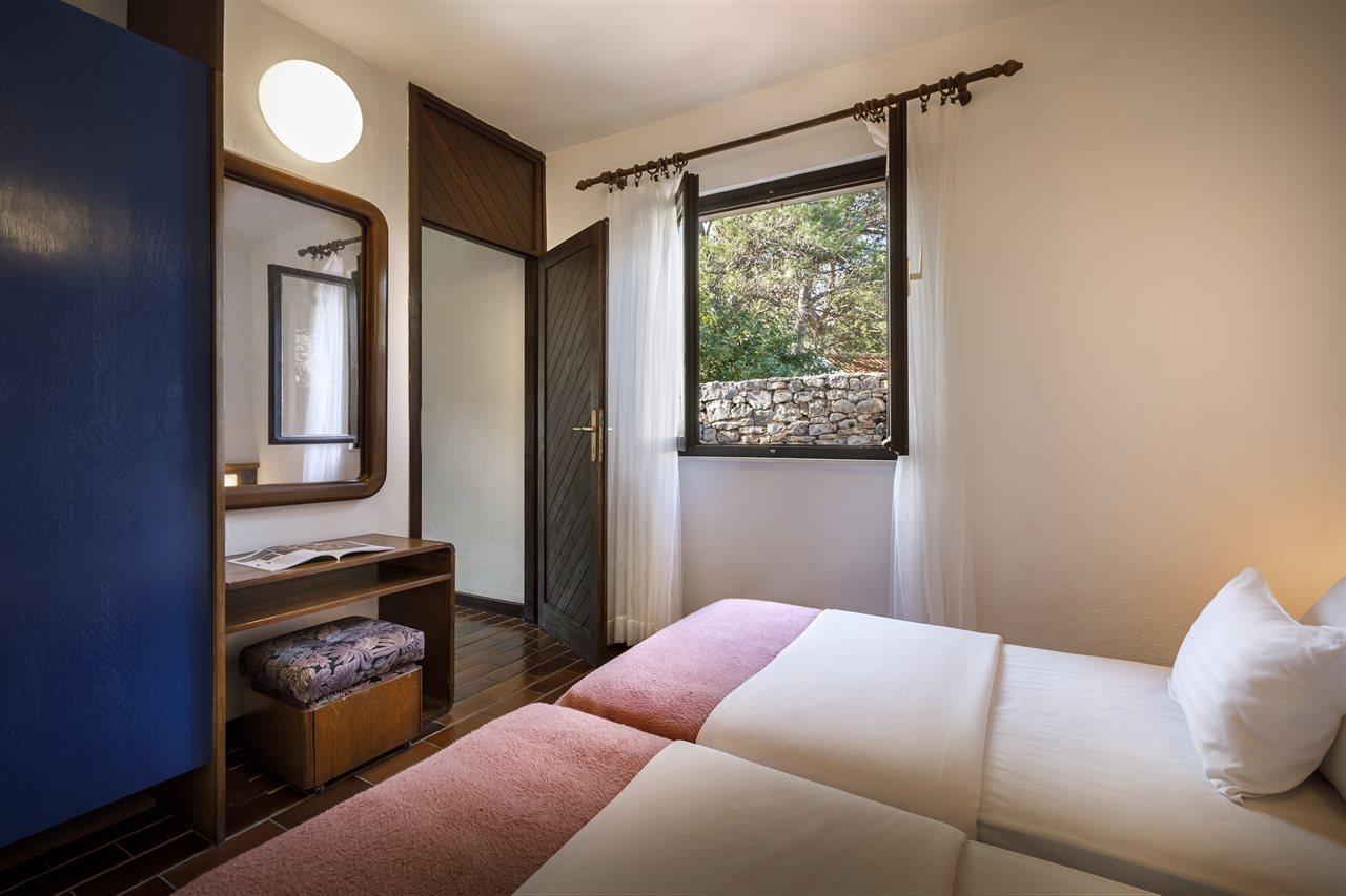 Trim Sunny Apartments By Valamar Stari Grad  Ngoại thất bức ảnh