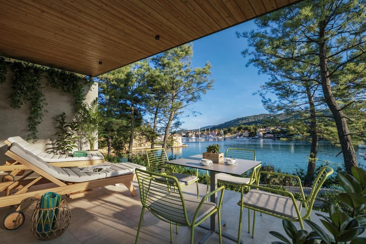 Trim Sunny Apartments By Valamar Stari Grad  Ngoại thất bức ảnh