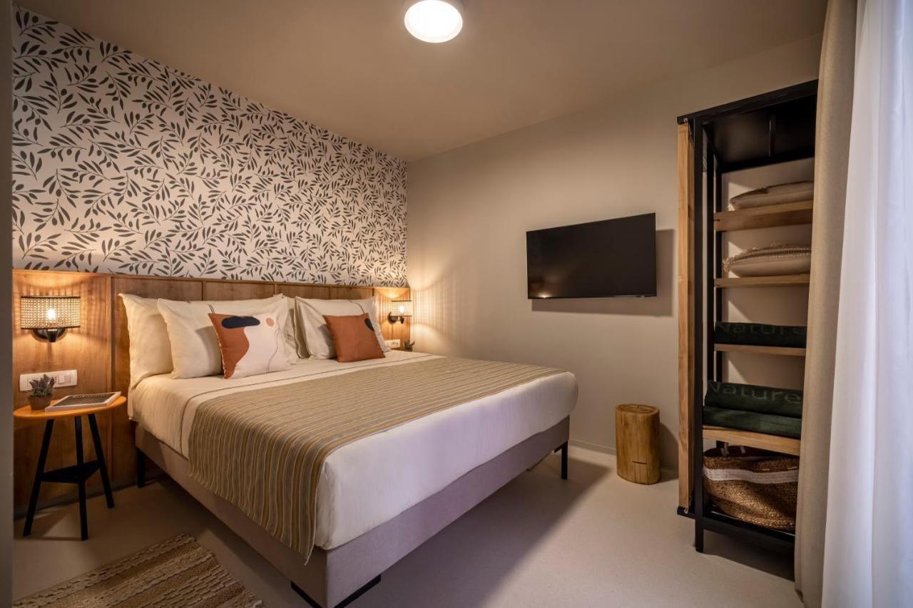 Trim Sunny Apartments By Valamar Stari Grad  Ngoại thất bức ảnh