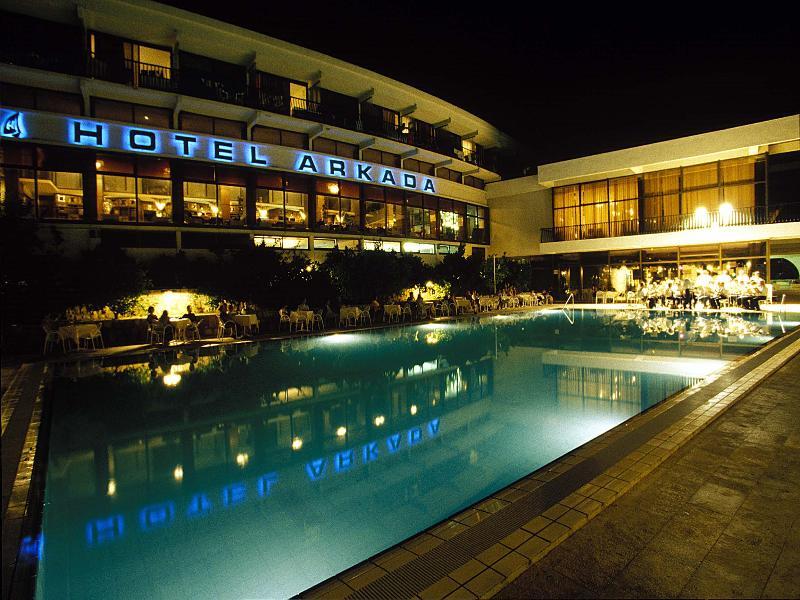 Trim Sunny Apartments By Valamar Stari Grad  Ngoại thất bức ảnh